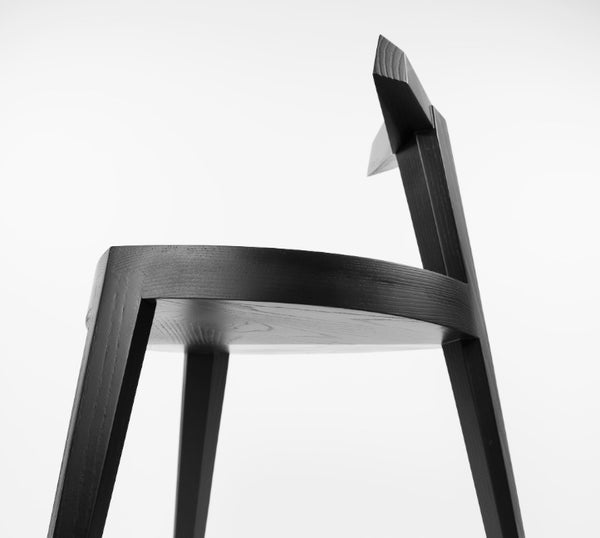 MeQuamya Chair